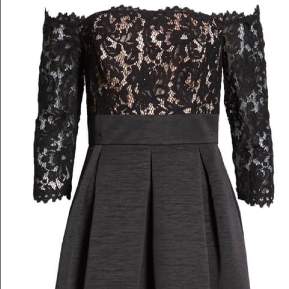 Eliza J Off shoulder A-line Black Lace Dress 4/6P